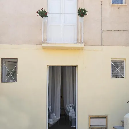 Cherie Apartment *